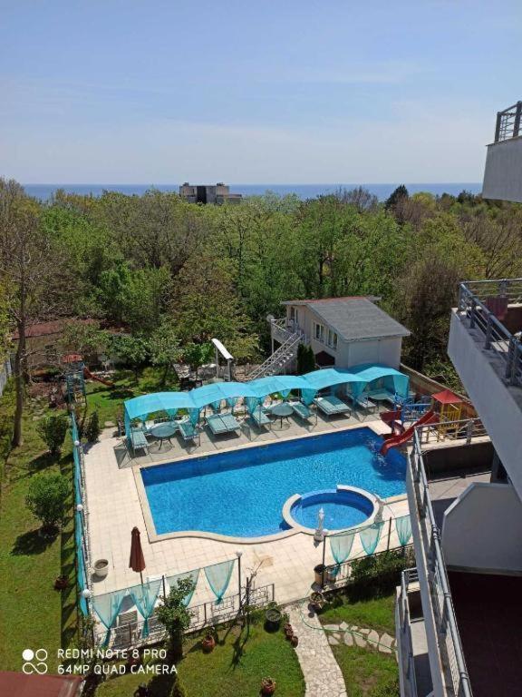 Apartments Danita & Restaurant&Pool Bar Варна Экстерьер фото