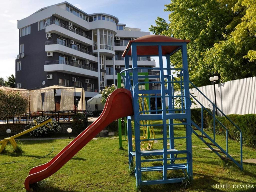 Apartments Danita & Restaurant&Pool Bar Варна Экстерьер фото